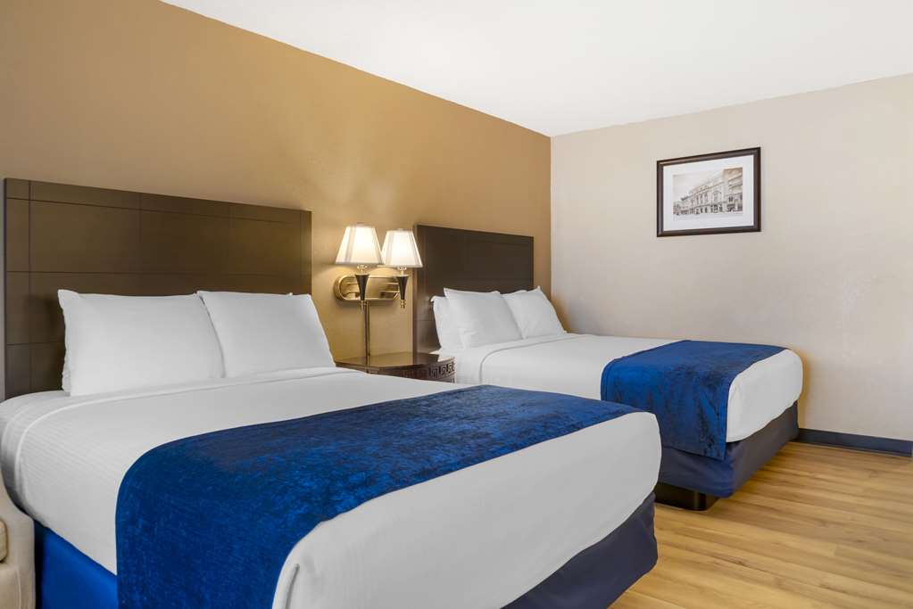 Best Western Greenfield Inn - photo 47
