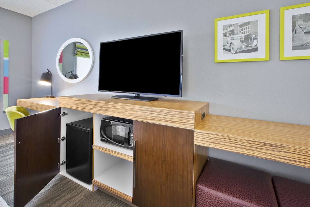Hampton Inn & Suites Springboro Dayton Area South - photo 16