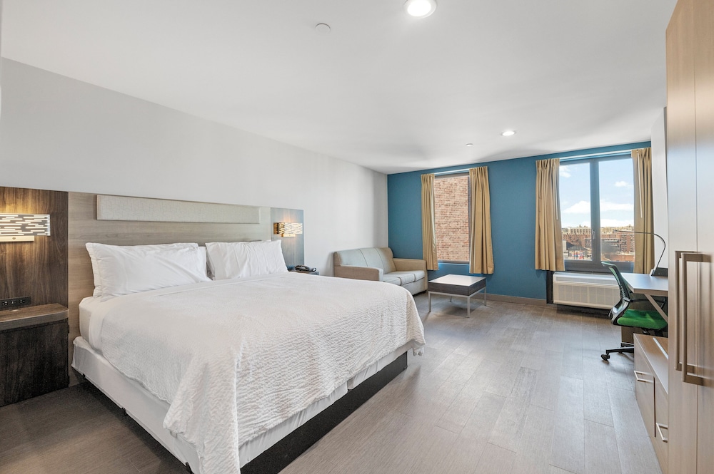 Holiday Inn Express & Suites Bronx NYC an IHG Hotel - photo 17