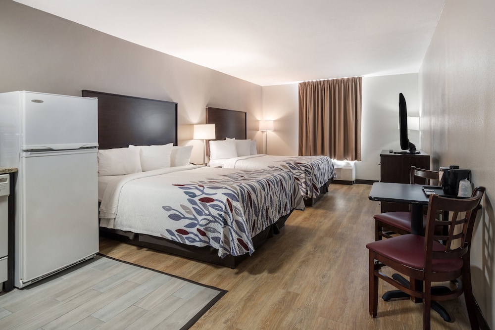 Red Roof Inn & Suites Jacksonville NC - photo 12
