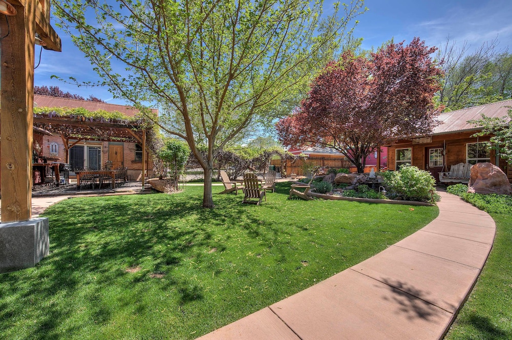Cali Cochitta Vacation Rentals - photo 84
