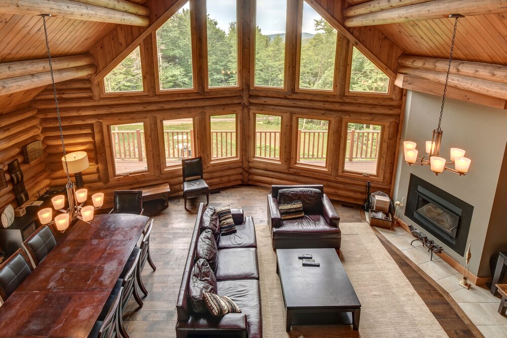 Chalet Boise — 4-Star Luxury Hotel in Mont-Tremblant, Canada