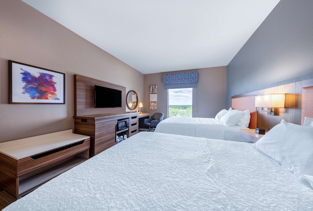 Hampton Inn St. Robert Ft. Leonard Wood - photo 17