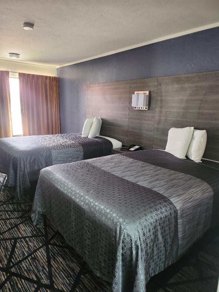 Americas Best Value Inn Forest - featured photo