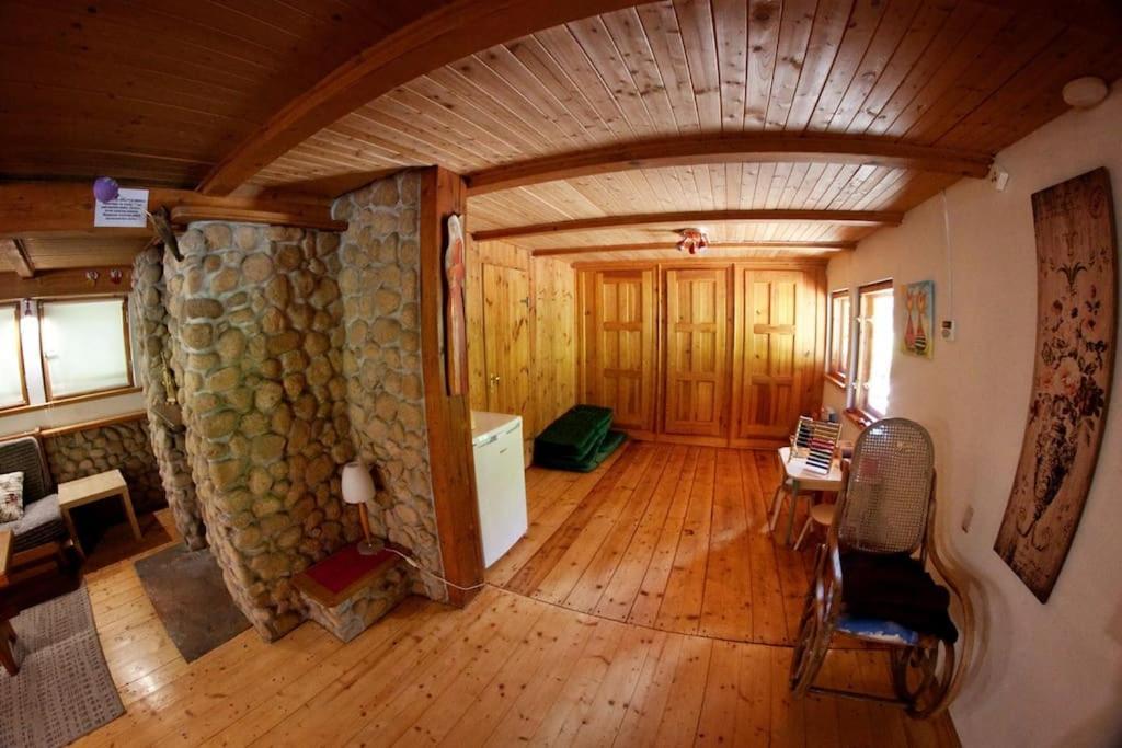 Basen Przesieka Drewniany Dom Z Duzym Stawem - last minute hotel in Unknown City