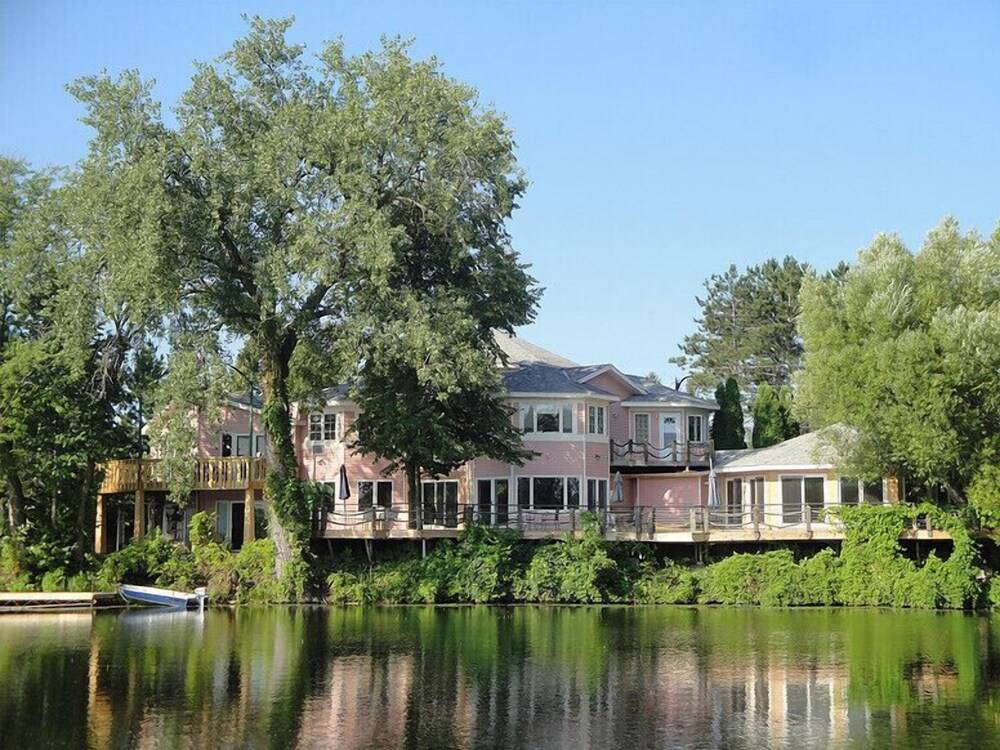 Red Bridge Inn - photo 43