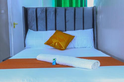 SkyHomes Fully furnished studio apartment near JKIA Airport Downtown Nairobi SGR Terminus