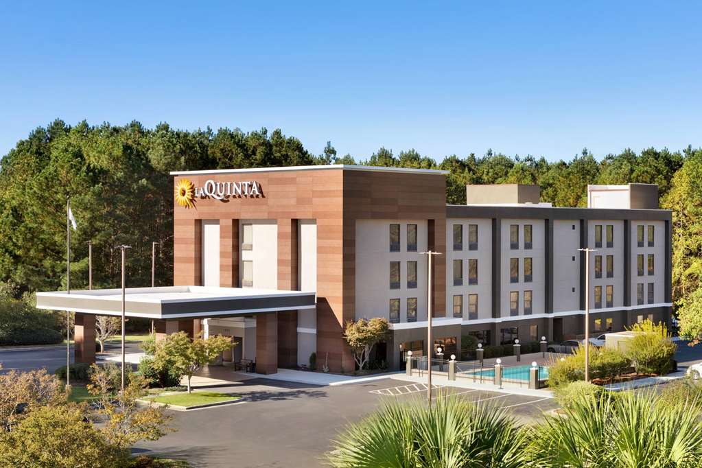 La Quinta Inn & Suites by Wyndham Selma Smithfield I 95 in Selma, United States