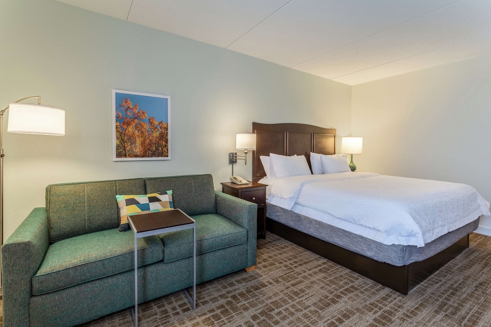 Hampton Inn Boston Peabody - photo 6