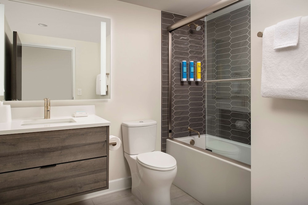 Home2 Suites by Hilton Nashville Downtown Convention Center - photo 21