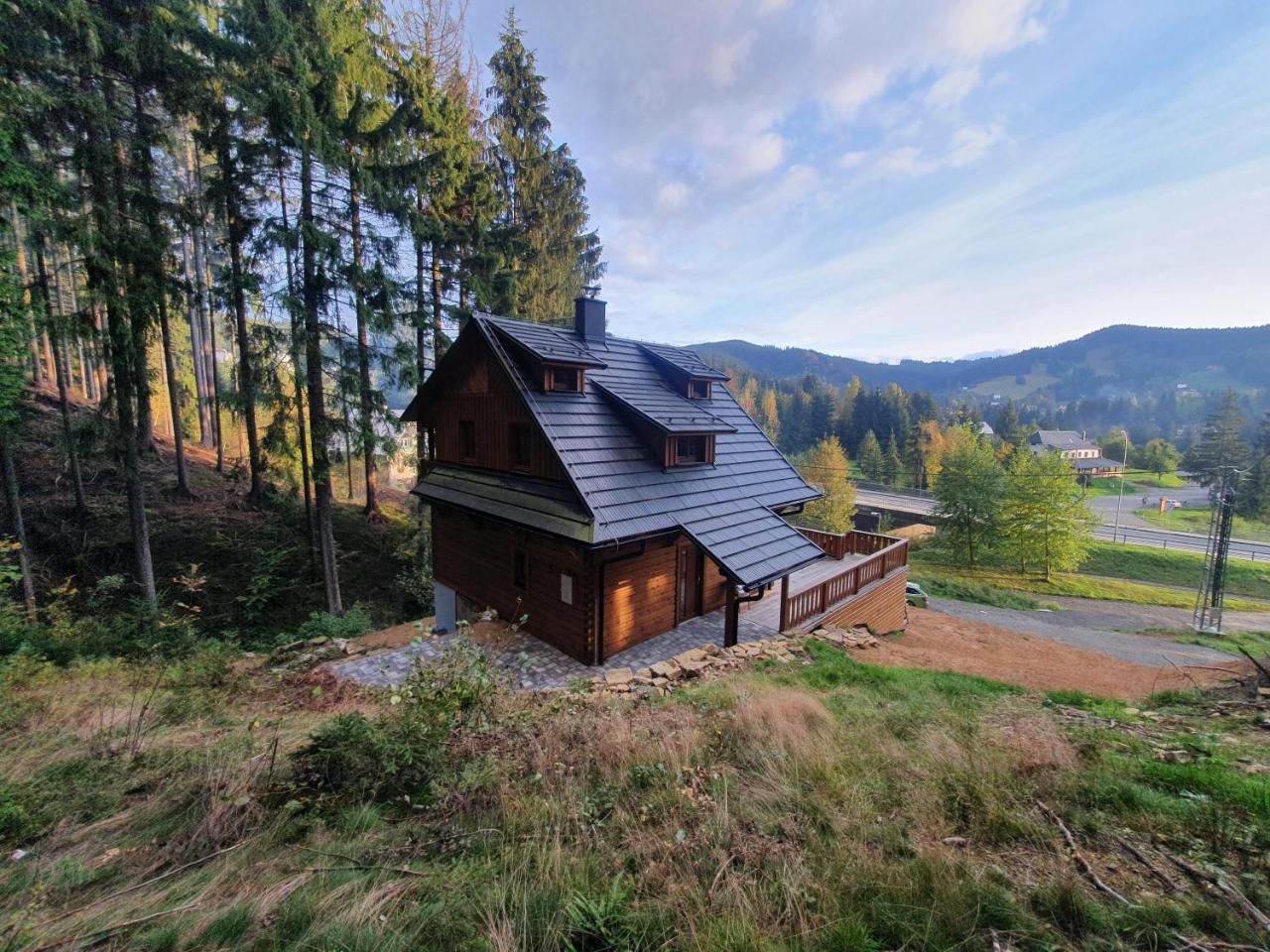 Chata Na Prehrade S Vlastnim Wellness in Horni Becva, Czech Republic