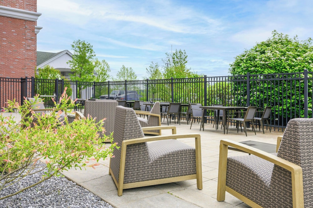 Four Points by Sheraton Bedford Manchester Airport - photo 67