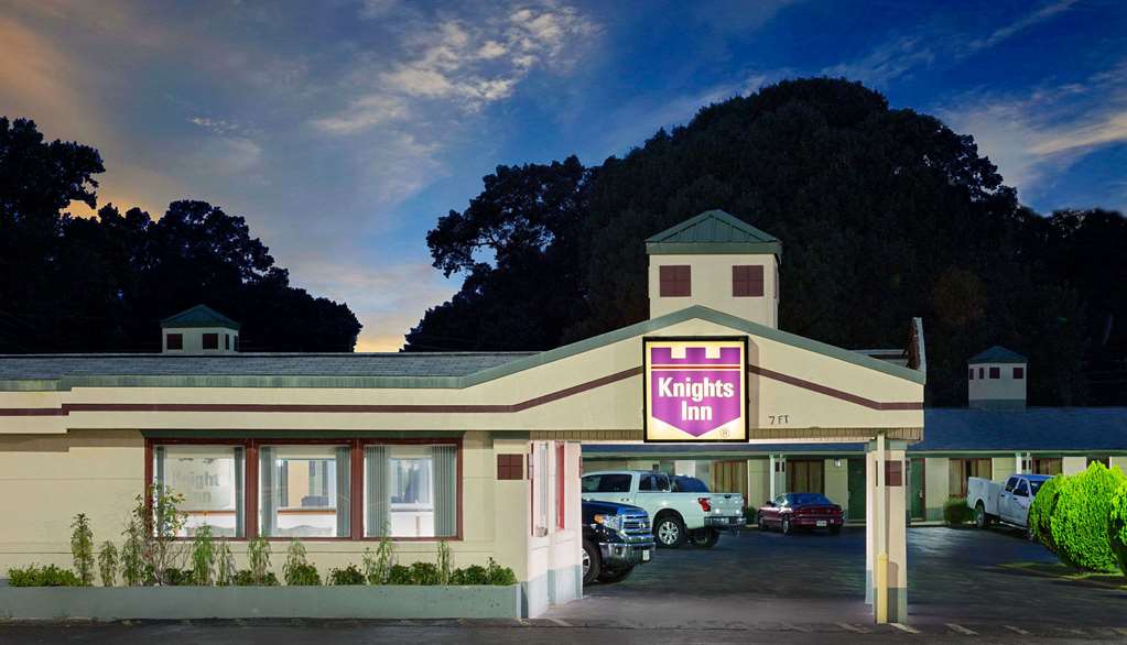 Knights Inn Madison Heights VA - photo 2