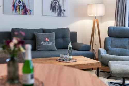 Stadtwirt Bruck — 4-Star Luxury Hotel in Voecklabruck, Austria
