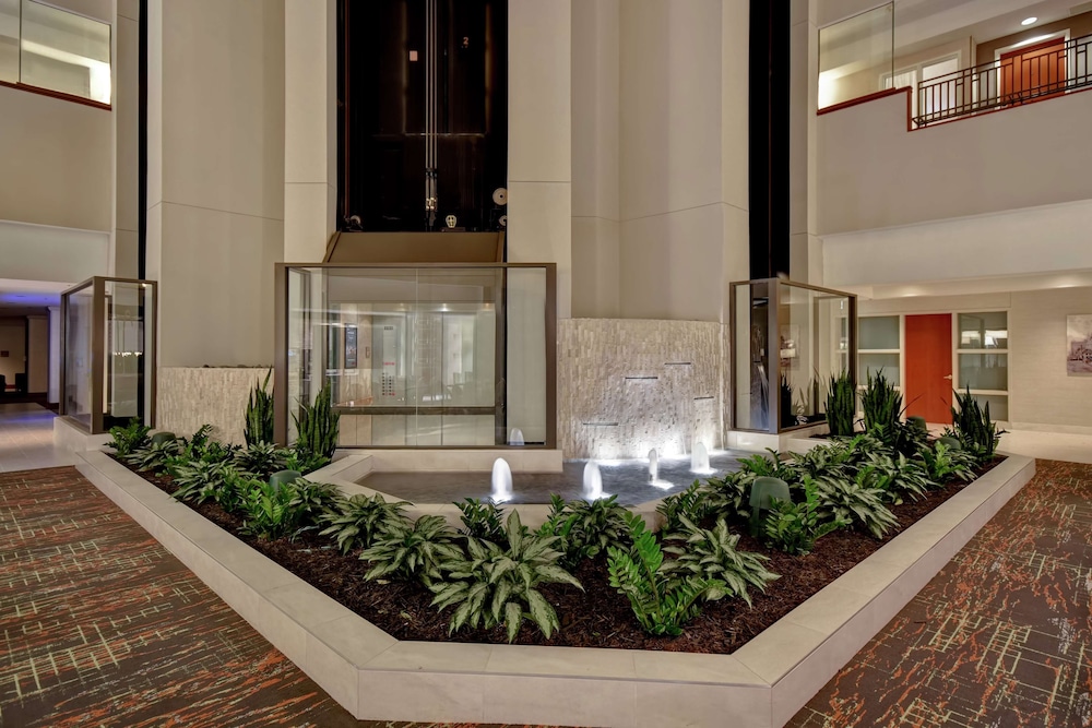 Embassy Suites Little Rock - photo 8