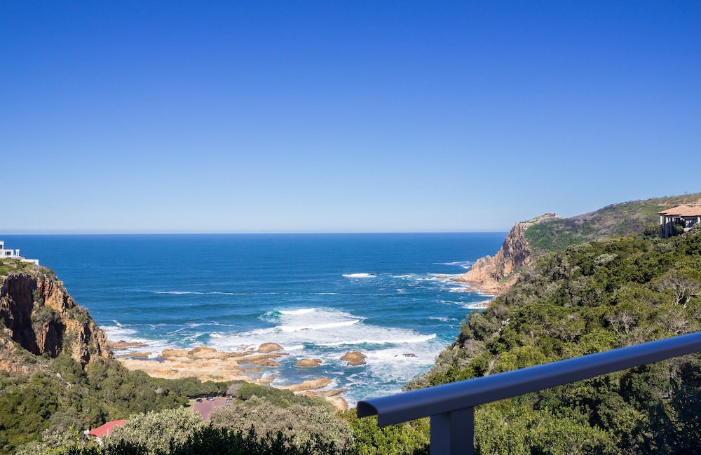 Headlands House Guest Lodge — 4-Star Luxury Hotel in Knysna, South Africa