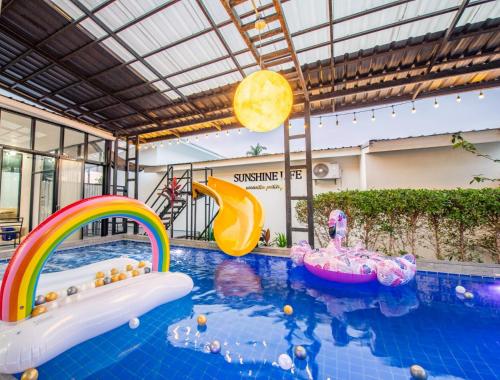 Sunshine Life Pattaya Poolvilla — hotel in Ban Pong