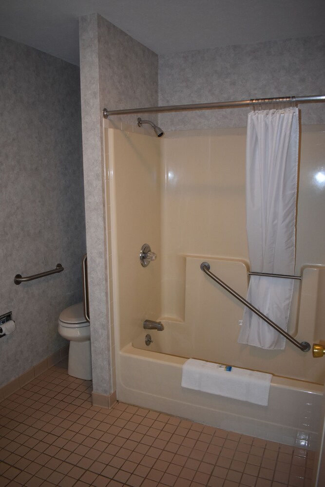 Country Club Motel - photo 13