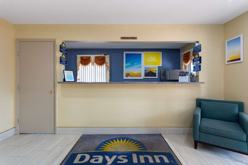 Days Inn by Wyndham Chipley - photo 8