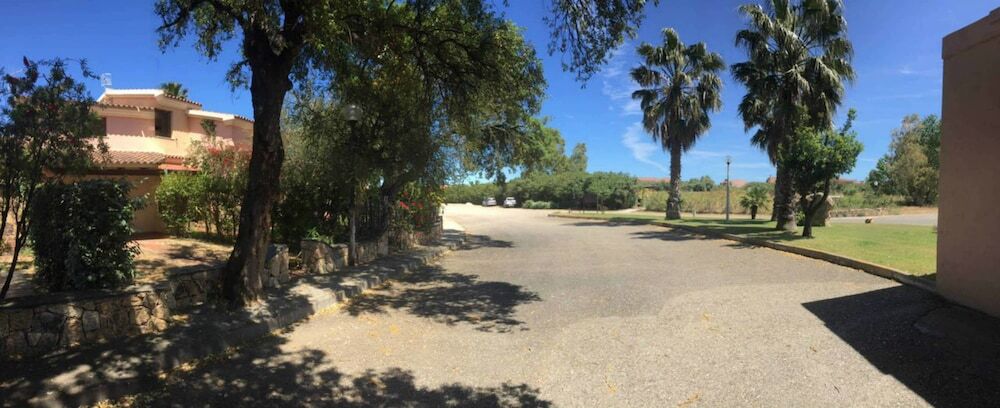 Canneti Villino — 5-Star Luxury Hotel in San Teodoro, Italy