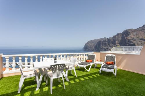 Unique Buenavista — 4-Star Luxury Hotel in Santiago Del Teide, Spain