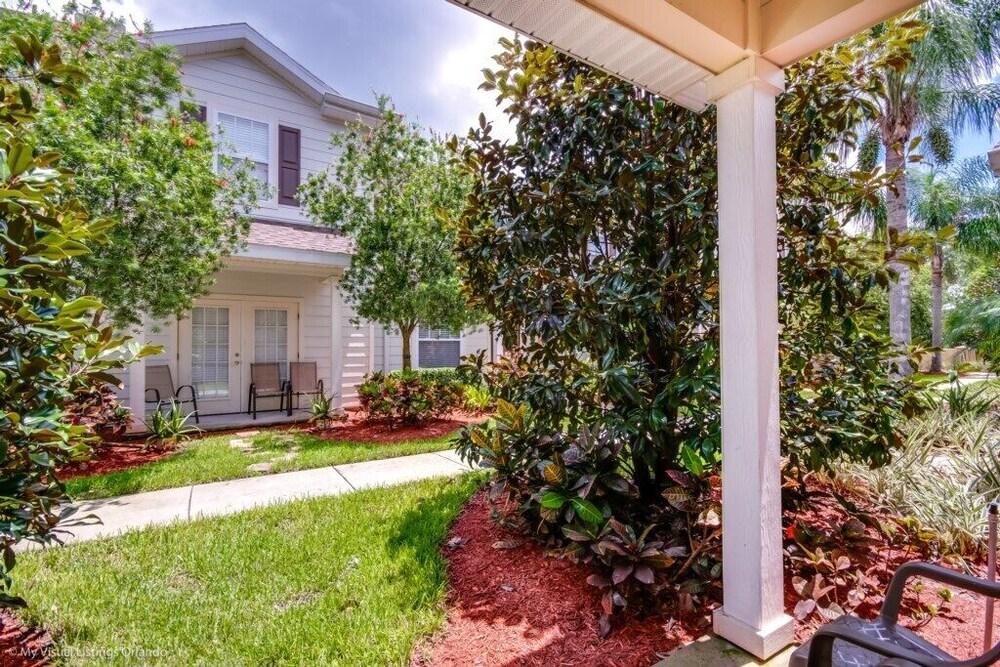 Lucaya Village Resort 4 Bedroom TownHome 4 Townhouse by RedAwning - photo 28