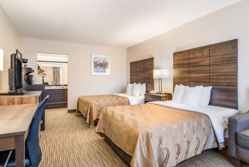 Quality Inn Suwanee I 85 - photo 11