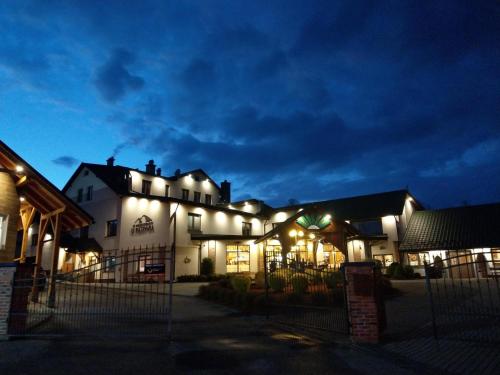 Pokoje w Moszczenicy U Pasonia — hotel in Stary Sacz