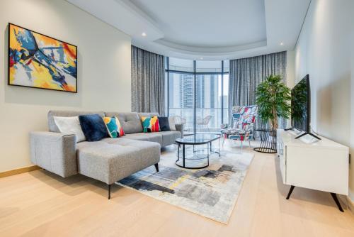 RH Downtown Delight Chic 01BR near Dubai Mall & Burj Khalifa RP Heights — 4-Star Luxury Hotel in Dubai, United Arab Emirates