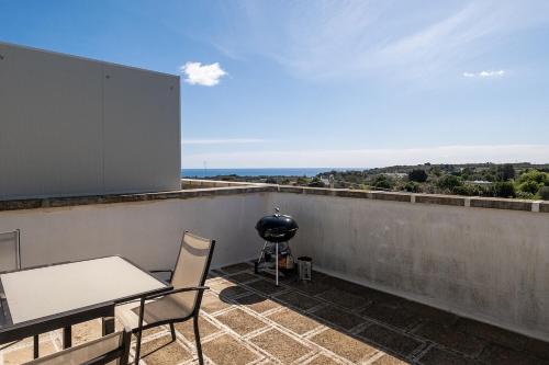 Casa Trekking Salento Marittima Di Diso — 4-Star Luxury Hotel in Marittima, Italy