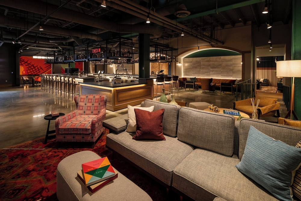 Moxy Cincinnati Downtown - photo 47