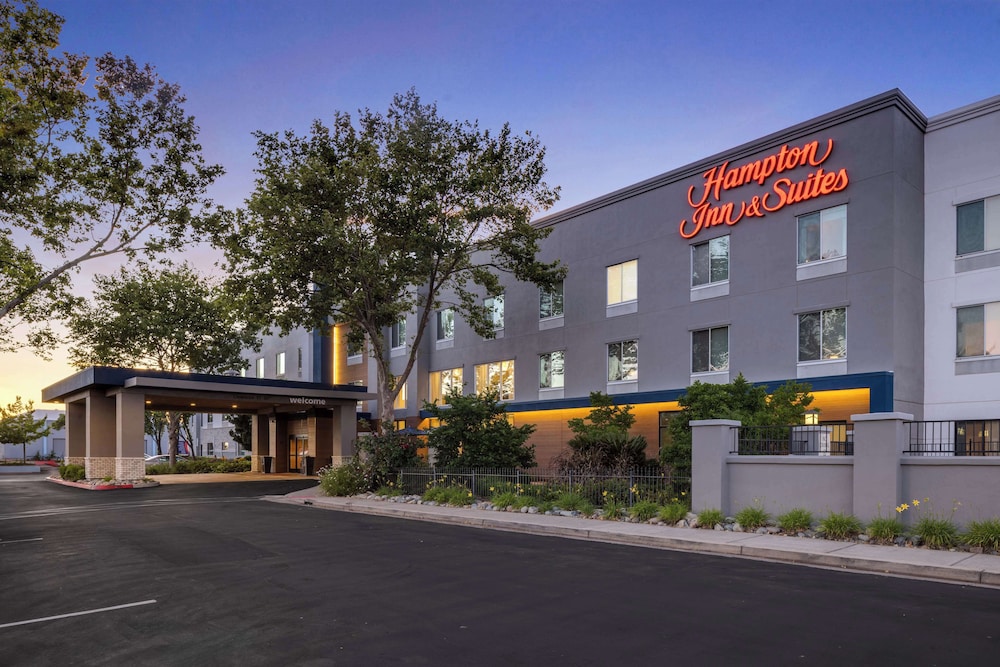 Hampton Inn & Suites Yuba City - photo 31
