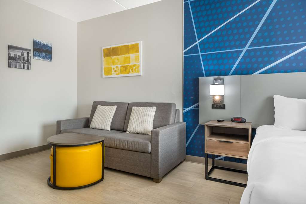 Comfort Suites Louisville Airport - photo 22