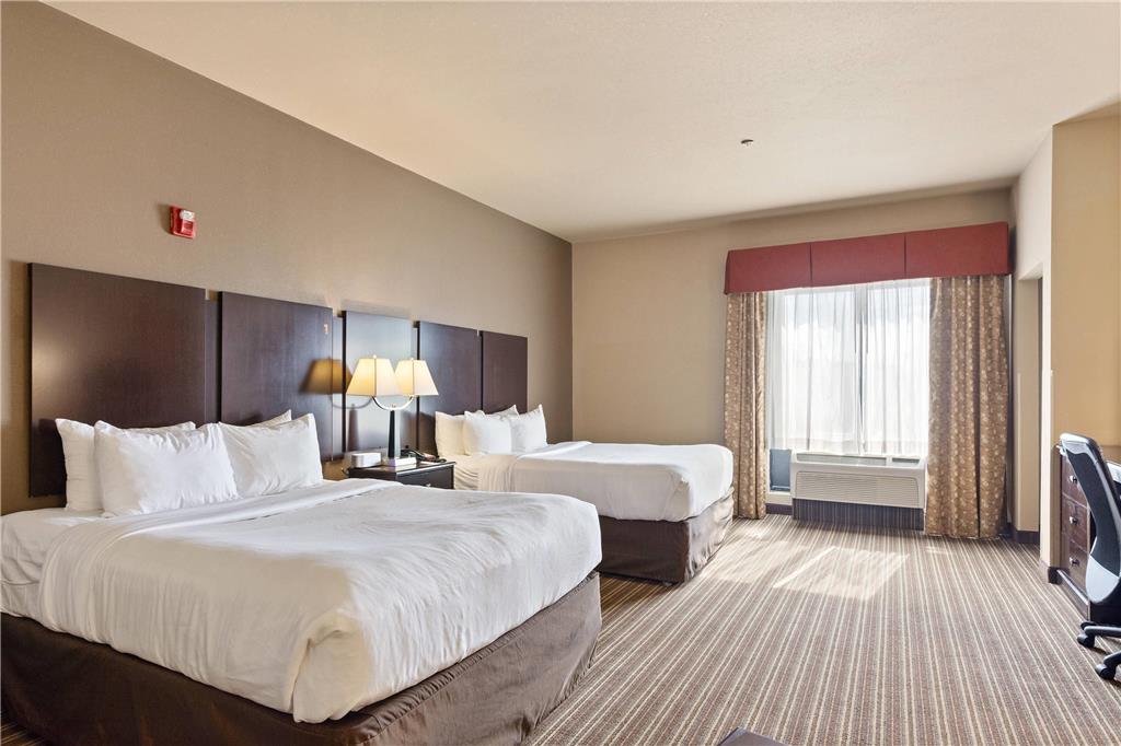 Portland Inn & Suites Portland TN - photo 18