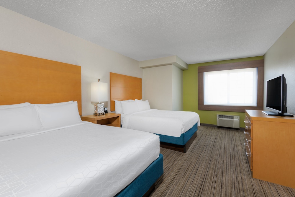 Holiday Inn Express & Suites Wheat Ridge Denver West - photo 27