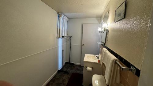 Hopwood Motel - photo 13