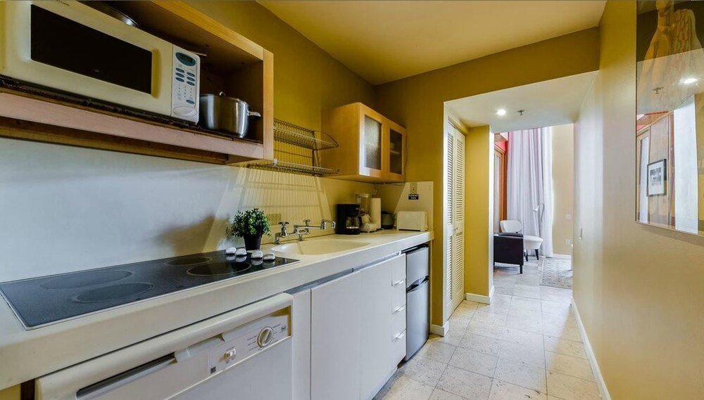 The Mercury All Suites Hotel - photo 100