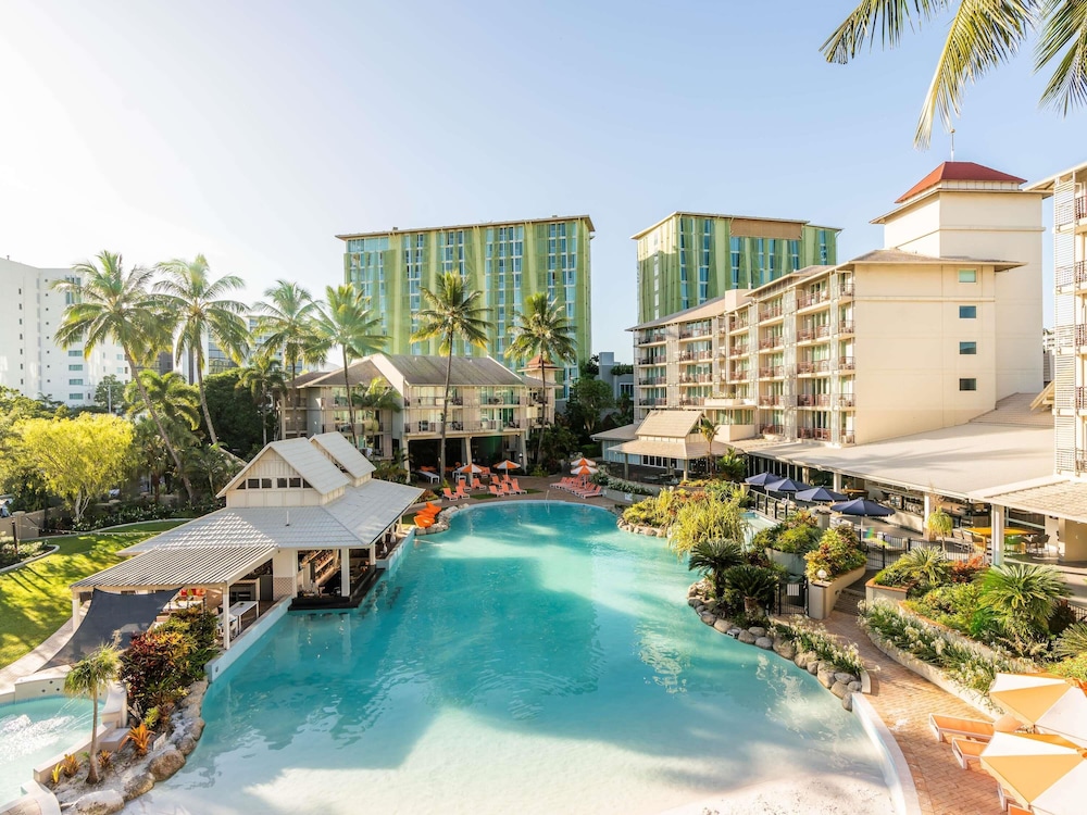 Novotel Cairns Oasis Resort in Cairns, Australia