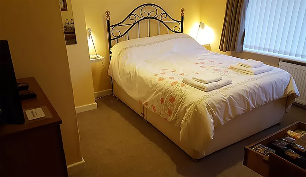 A. B&B Glastonbury — 4-Star Luxury Hotel in Glastonbury, United Kingdom