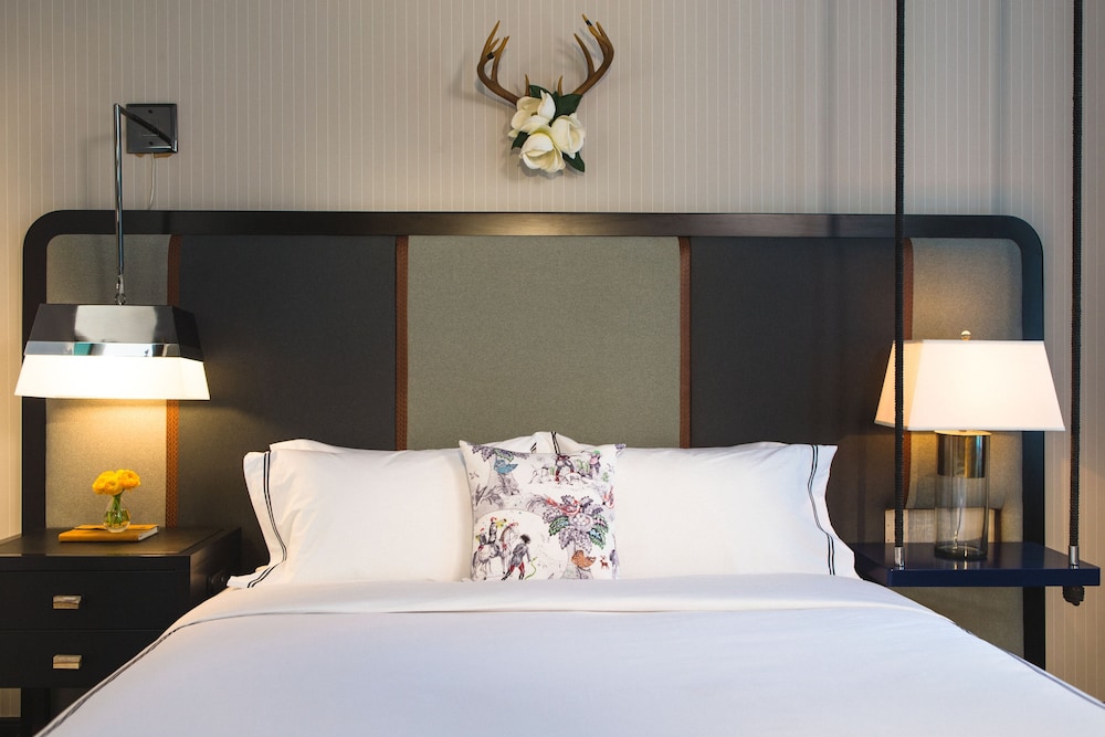 Kimpton Cardinal Hotel by IHG - photo 13