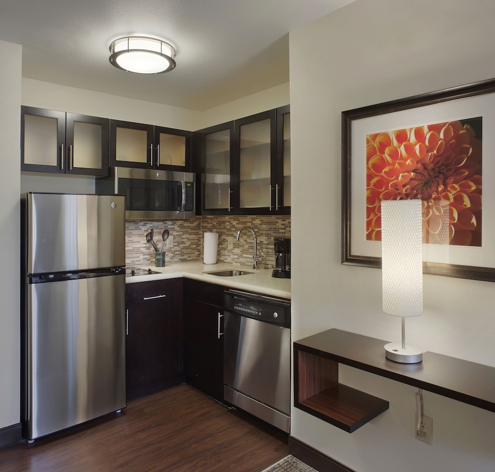 Staybridge Suites Fayetteville Univ Of Arkansas by IHG - photo 19