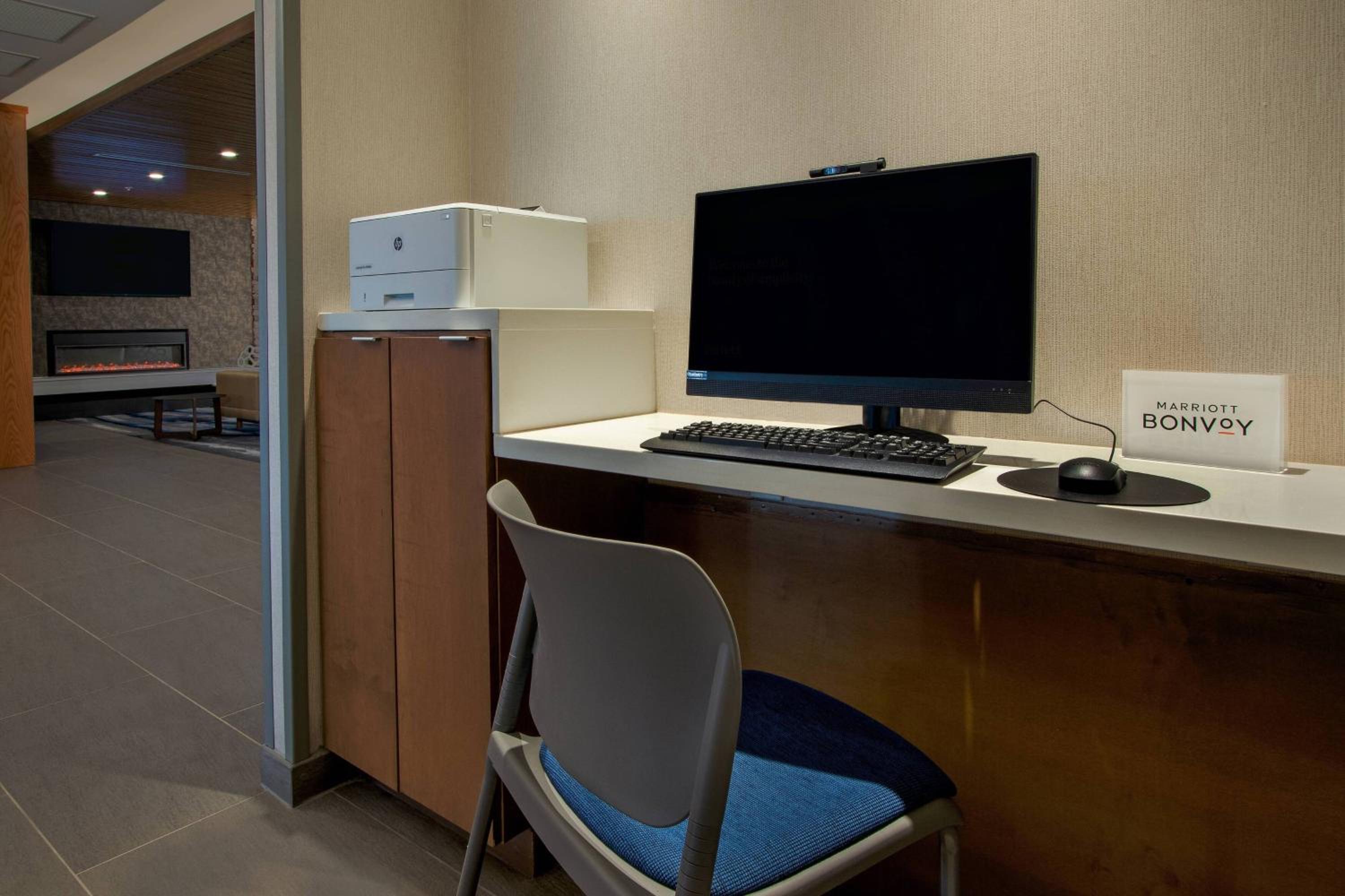 Fairfield Inn & Suites Duncan - photo 39