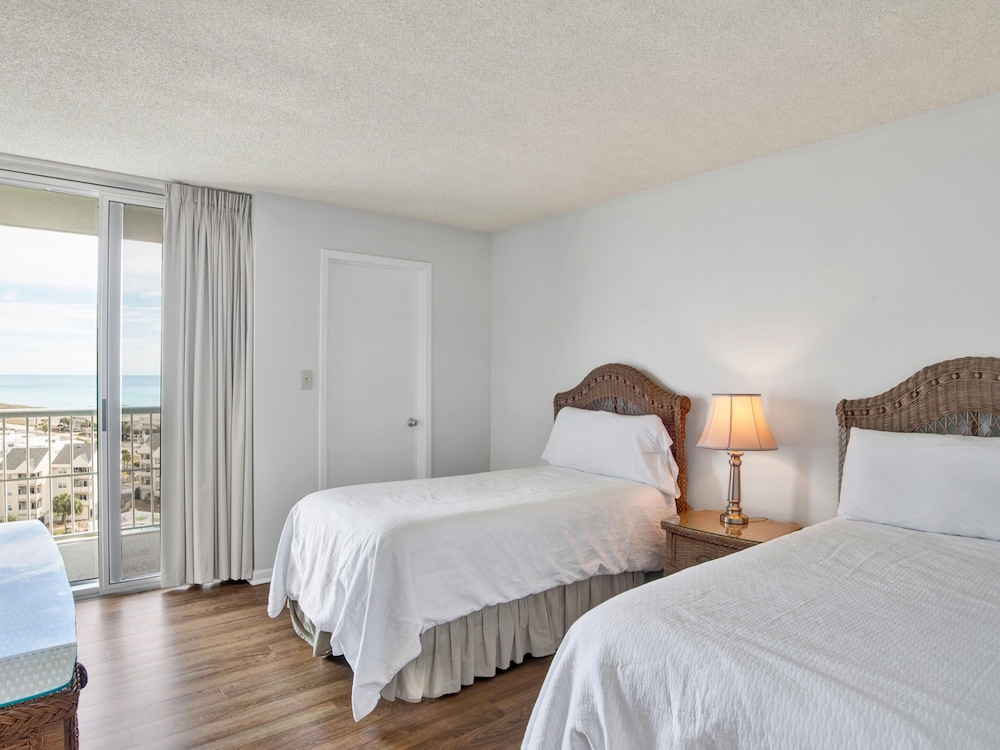 Tristan Towers by Southern Vacation Rentals - photo 2