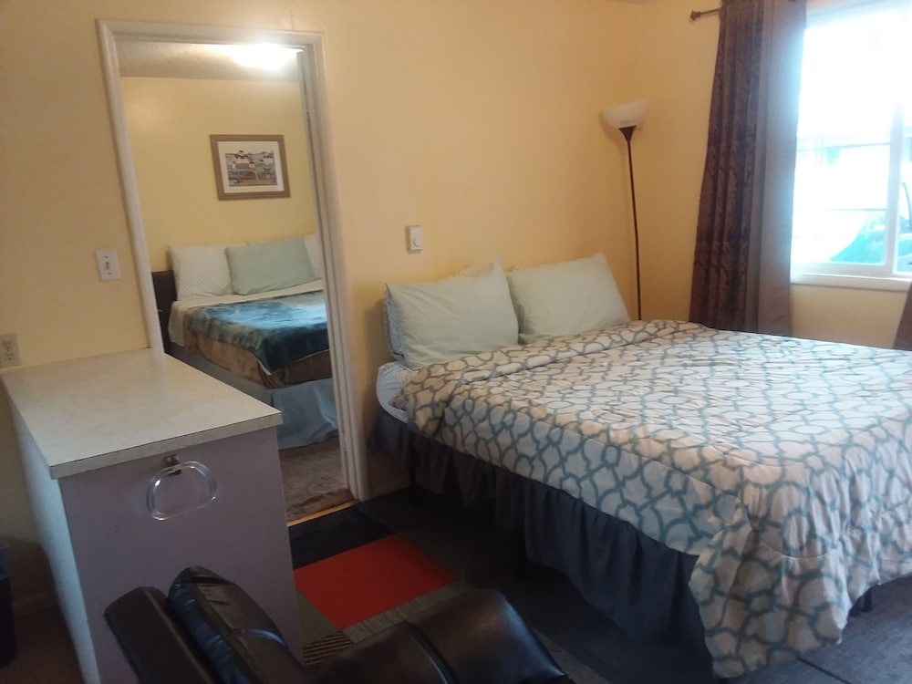 Shiny Motel - photo 6