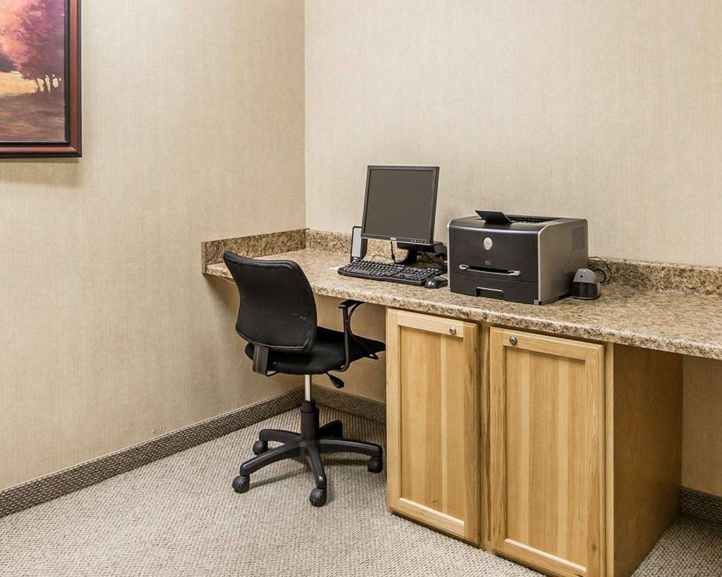 Rodeway Inn & Suites Salina South - photo 20