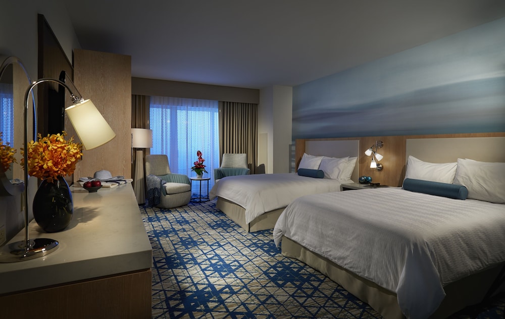 Seminole Hard Rock Hotel and Casino - photo 6