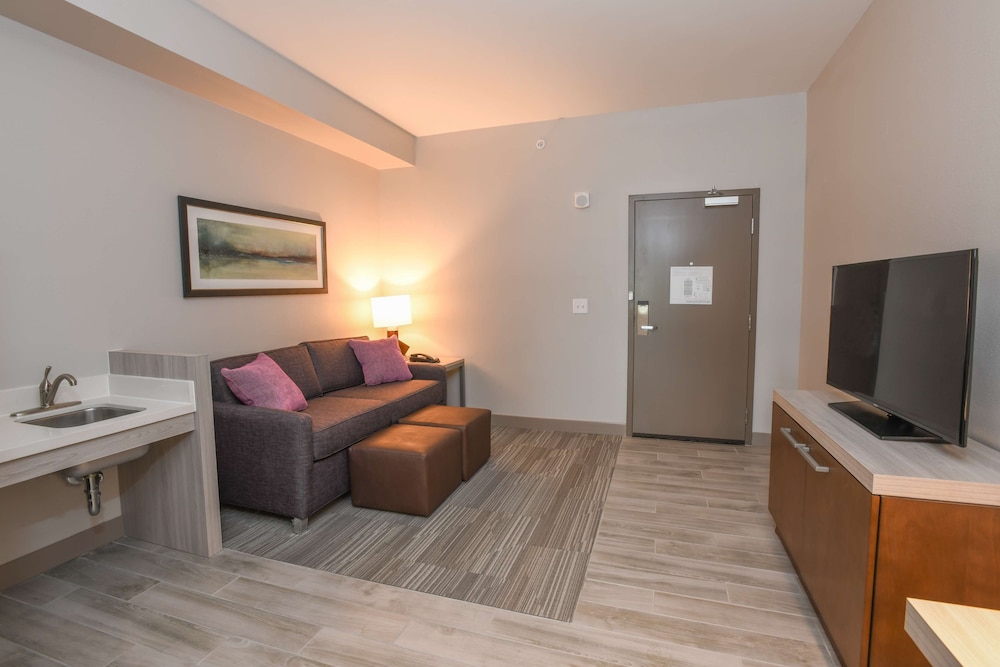 Hilton Garden Inn Cincinnati Midtown - photo 22