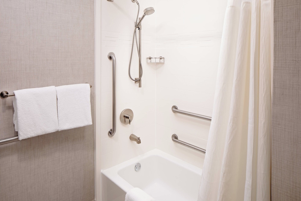 Residence Inn by Marriott Arlington - photo 14