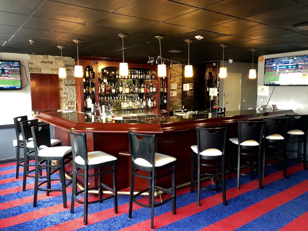 E Hotel Banquet & Conference Center - photo 49