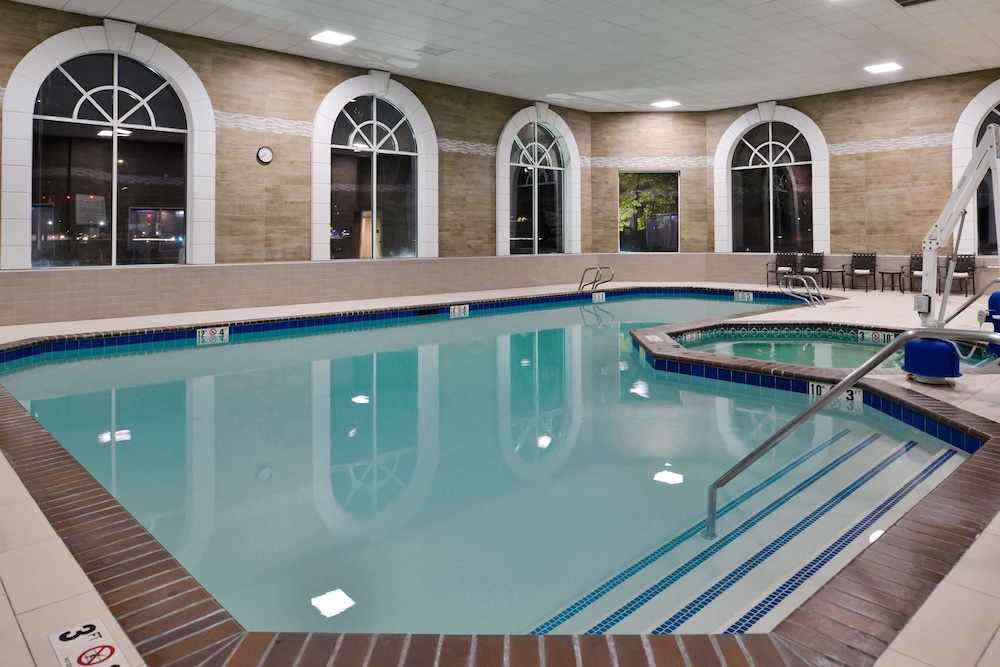 Hampton Inn & Suites Boise Spectrum - photo 92